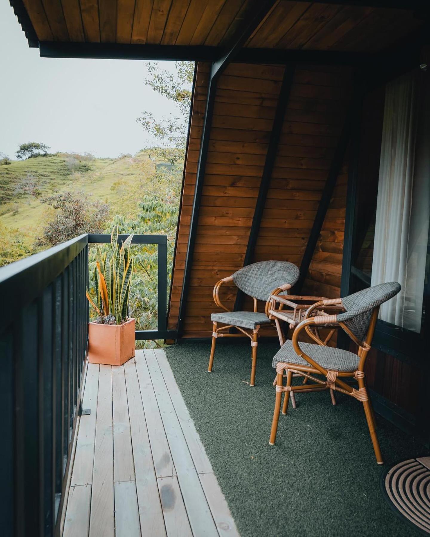Cardinal Glamping Hotel Guatapé Exterior foto